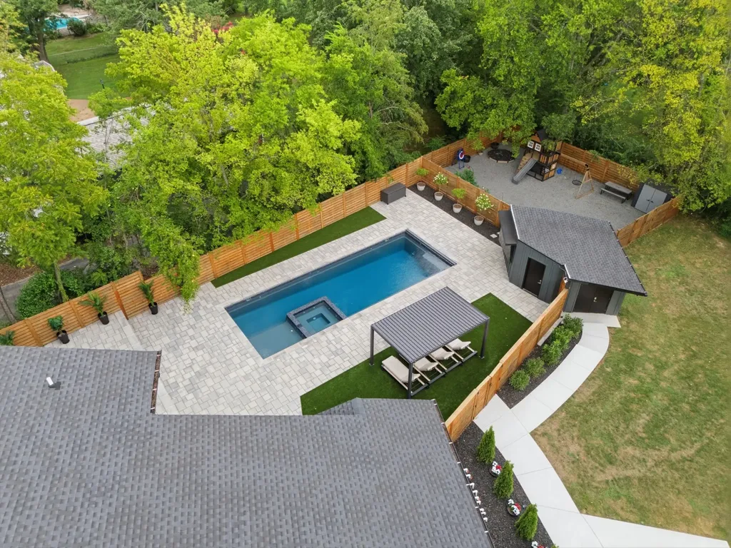 207 Bluegrass Drive Hendersonville TN 37075