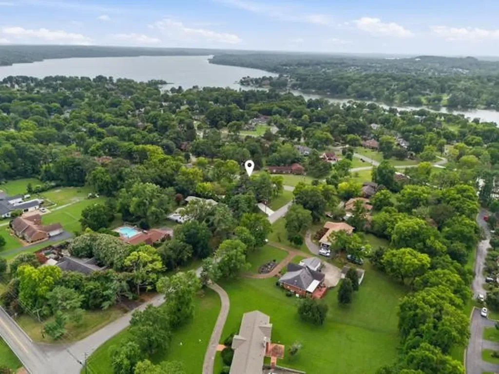 207 Bluegrass Drive Hendersonville TN 37075
