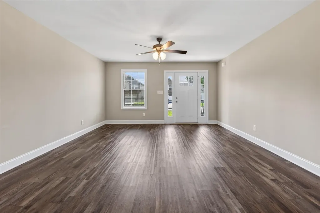 1061 Whitney Drive Clarksville TN 37042