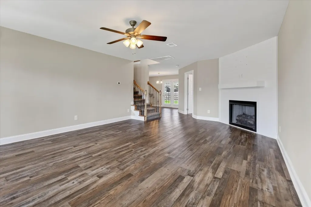 1061 Whitney Drive Clarksville TN 37042
