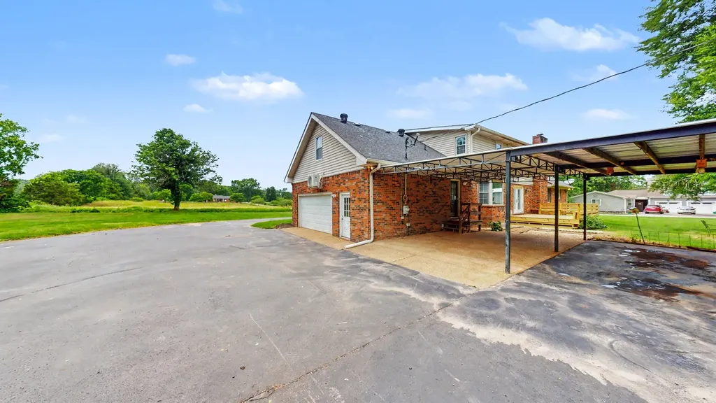 2369 Cairo Bend Road Lebanon TN 37087