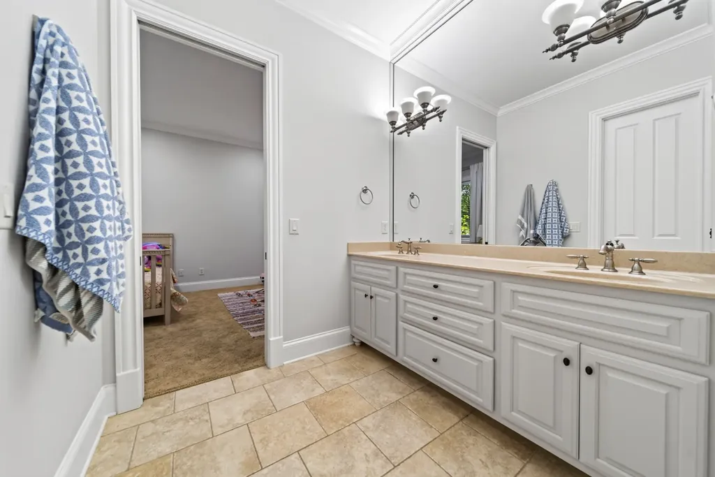 915 John Armfield Court Gallatin TN 37066