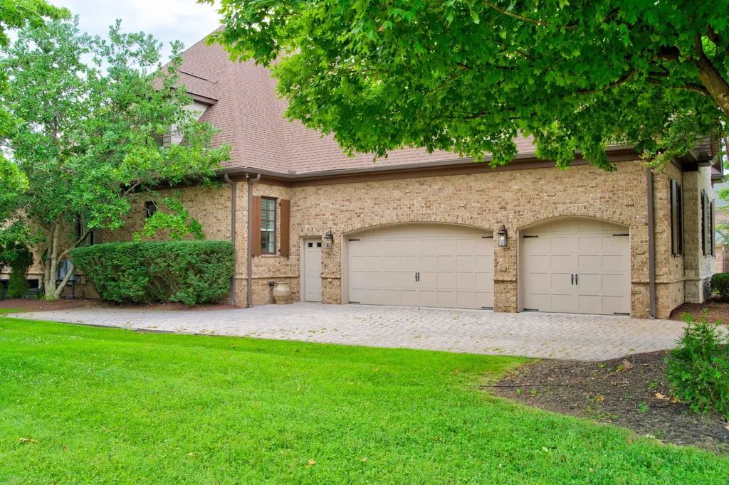 915 John Armfield Court Gallatin TN 37066