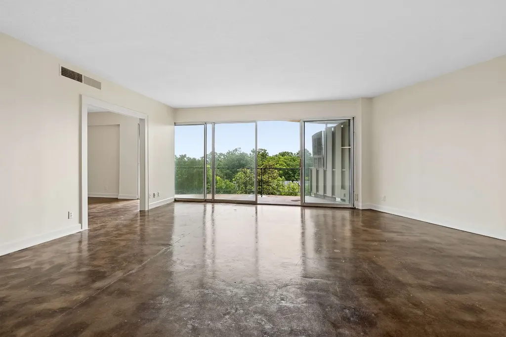 4215 Harding Pike Nashville TN 37205