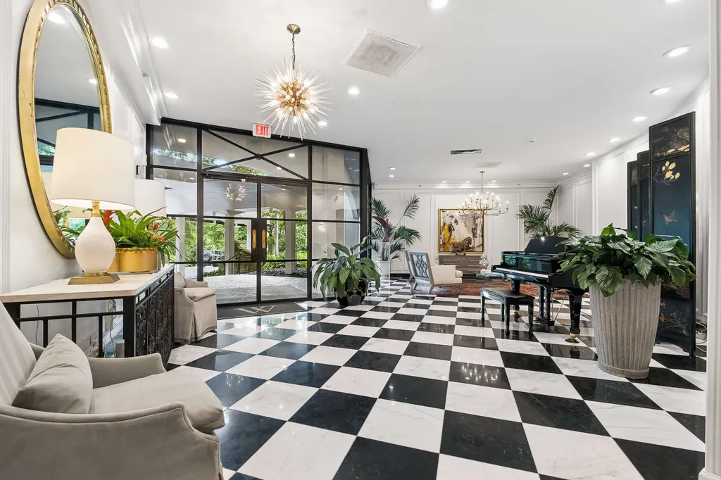 4215 Harding Pike Nashville TN 37205