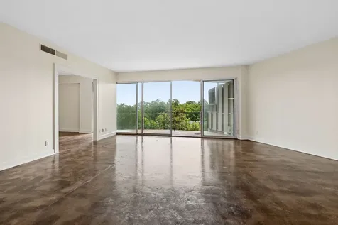 4215 Harding Pike Nashville TN 37205