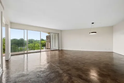 4215 Harding Pike Nashville TN 37205