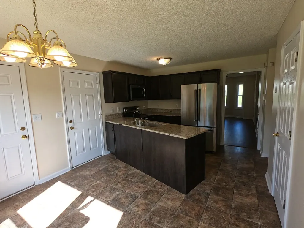 2687 Blue Willow Court Clarksville TN 37042