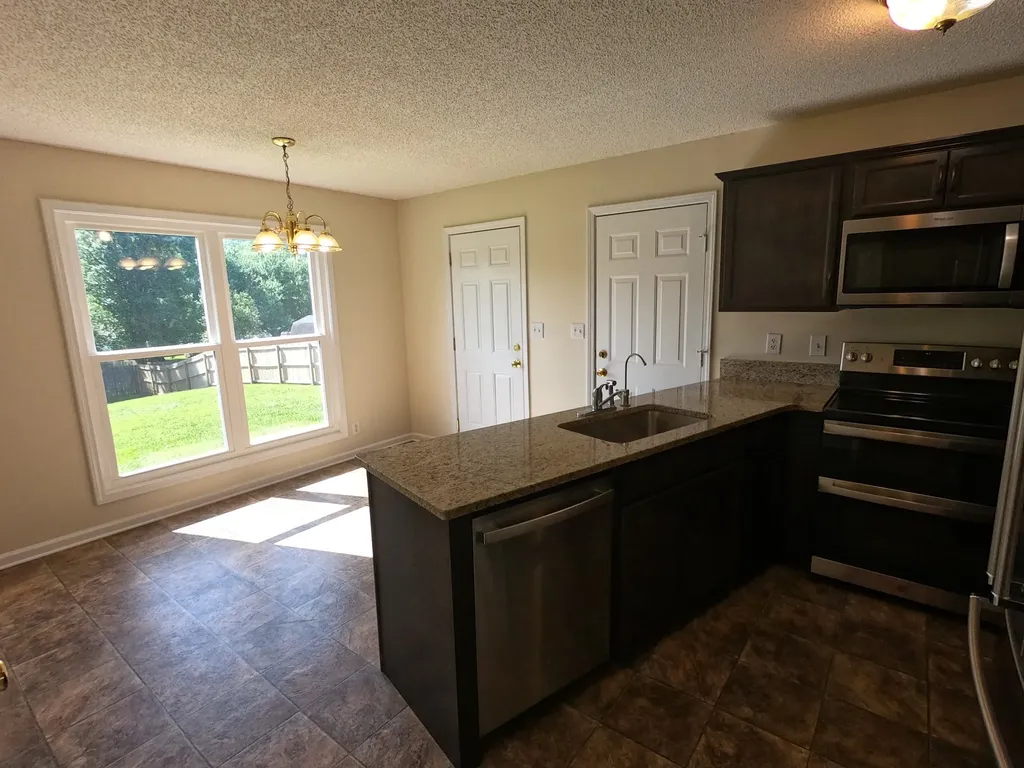 2687 Blue Willow Court Clarksville TN 37042