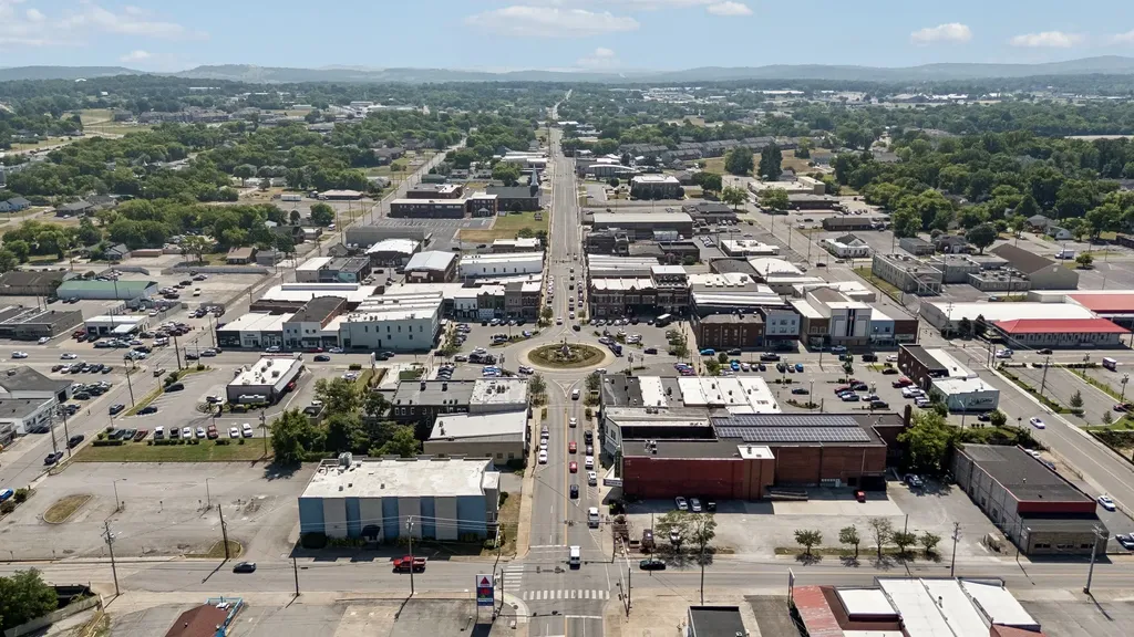 104 W Main Street Lebanon TN 37087
