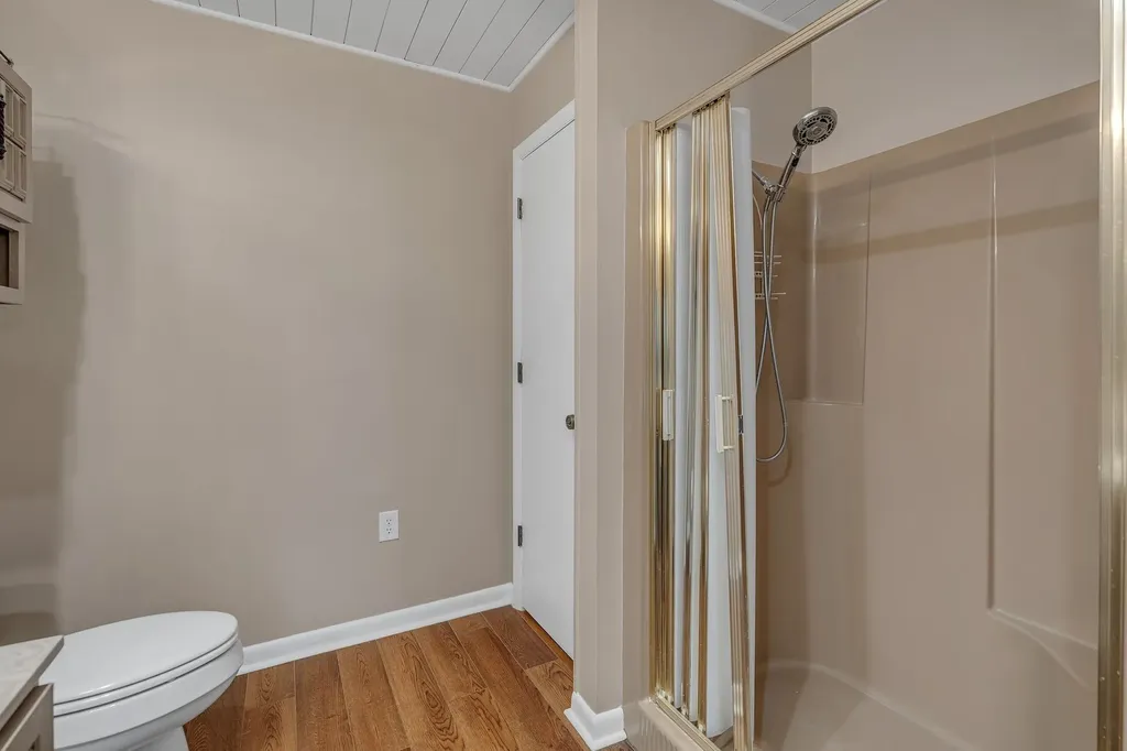 335 Robins Street Lawrenceburg TN 38464