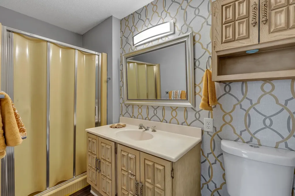 335 Robins Street Lawrenceburg TN 38464