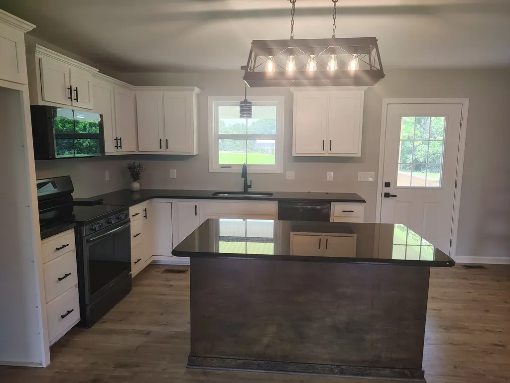 1164 Shiloh Road Lafayette TN 37083