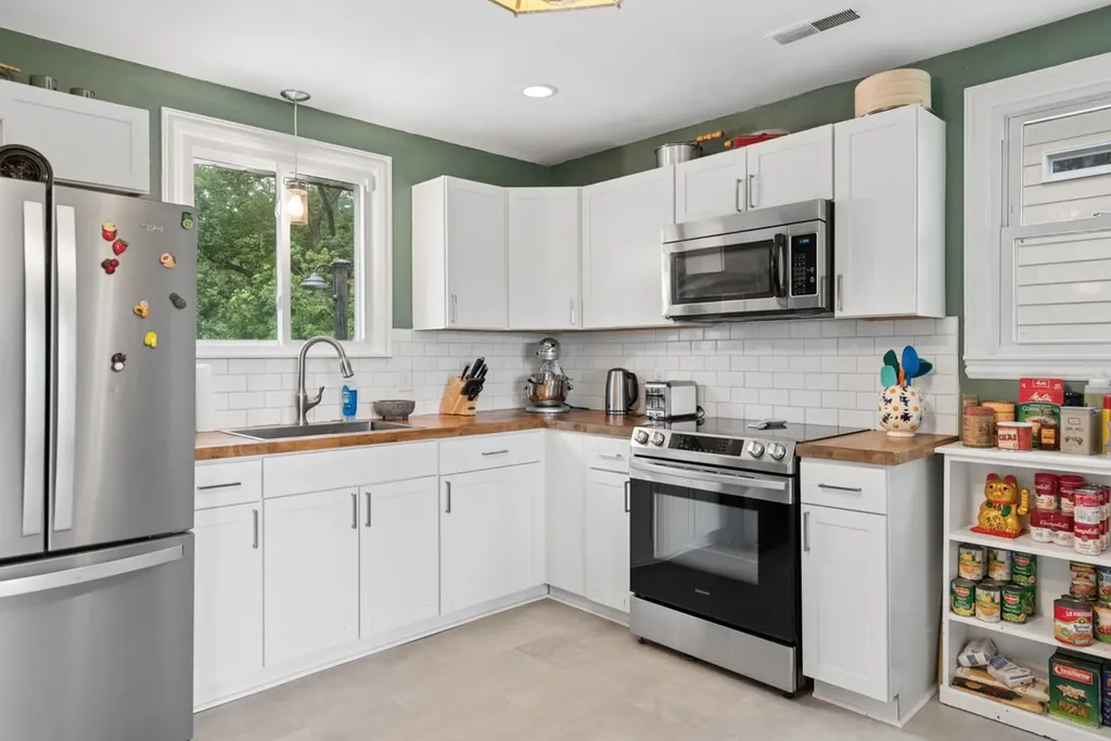 409 Rosehill Court Goodlettsville TN 37072