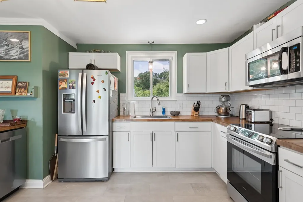 409 Rosehill Court Goodlettsville TN 37072