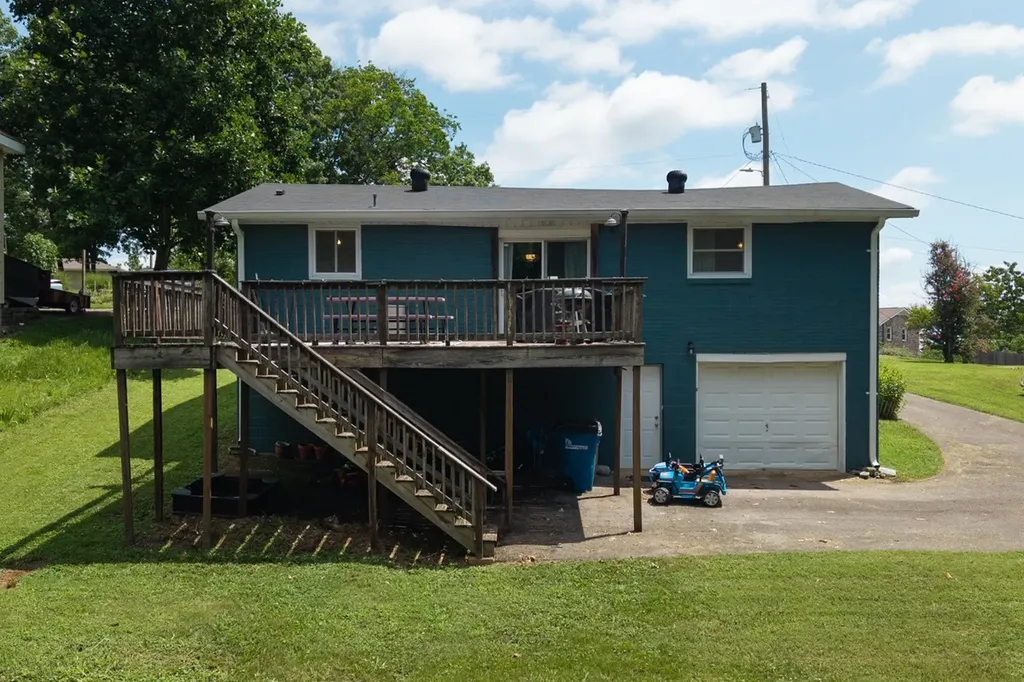 409 Rosehill Court Goodlettsville TN 37072