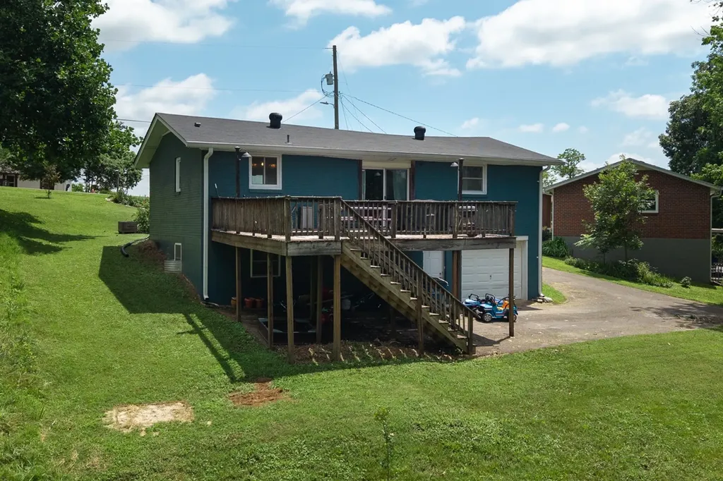 409 Rosehill Court Goodlettsville TN 37072