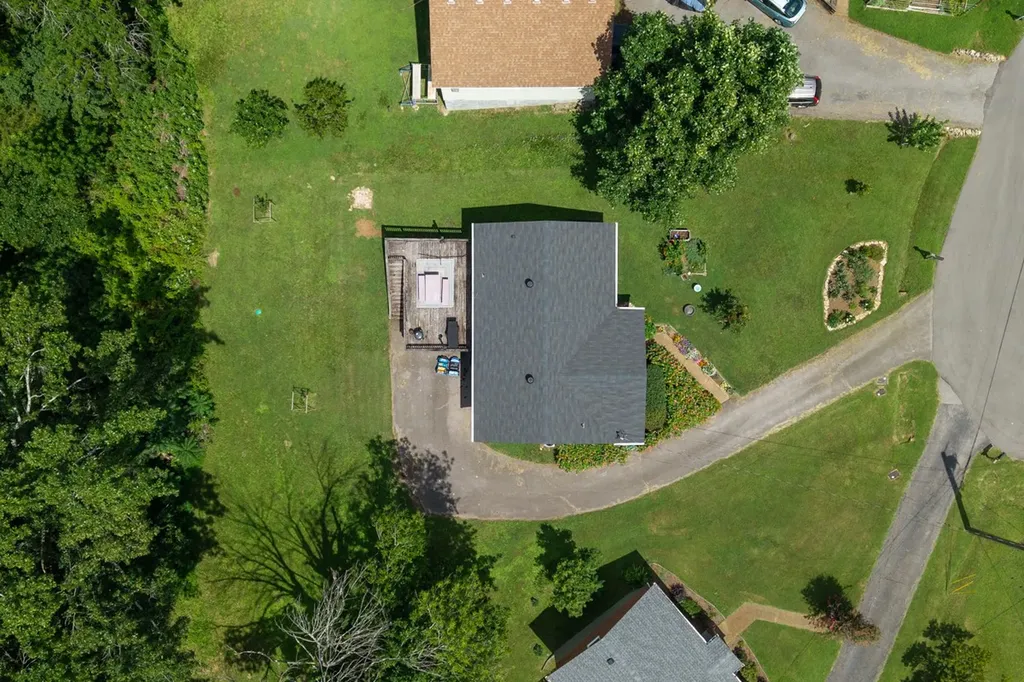 409 Rosehill Court Goodlettsville TN 37072