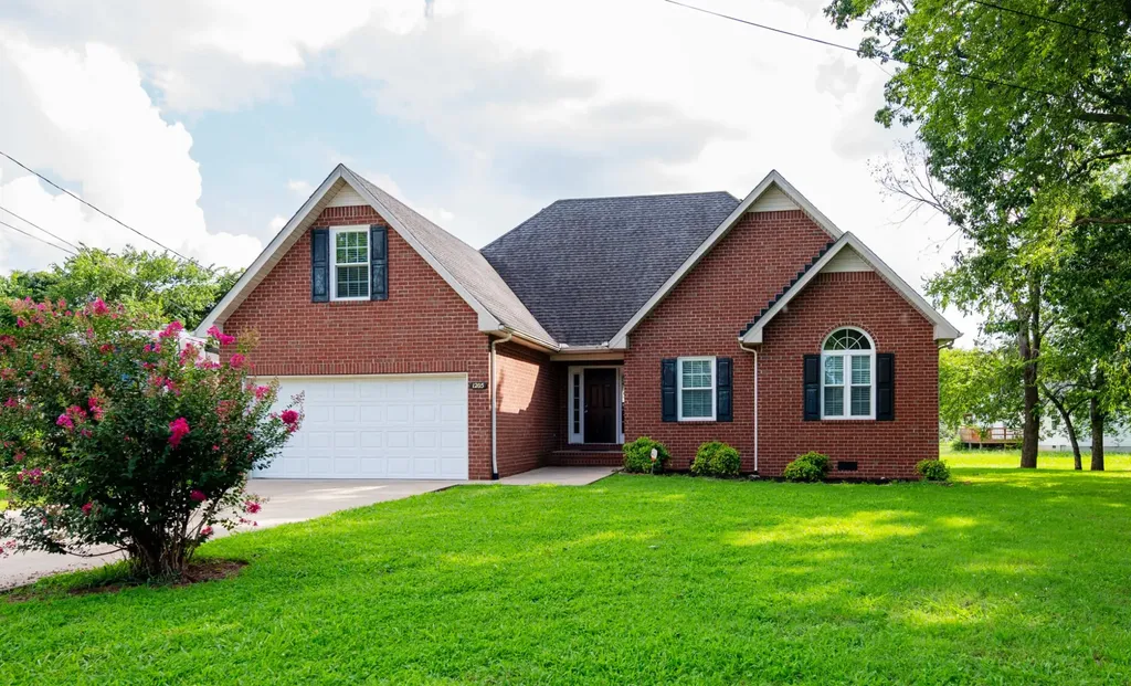 1205 Edgewood Court Murfreesboro TN 37130