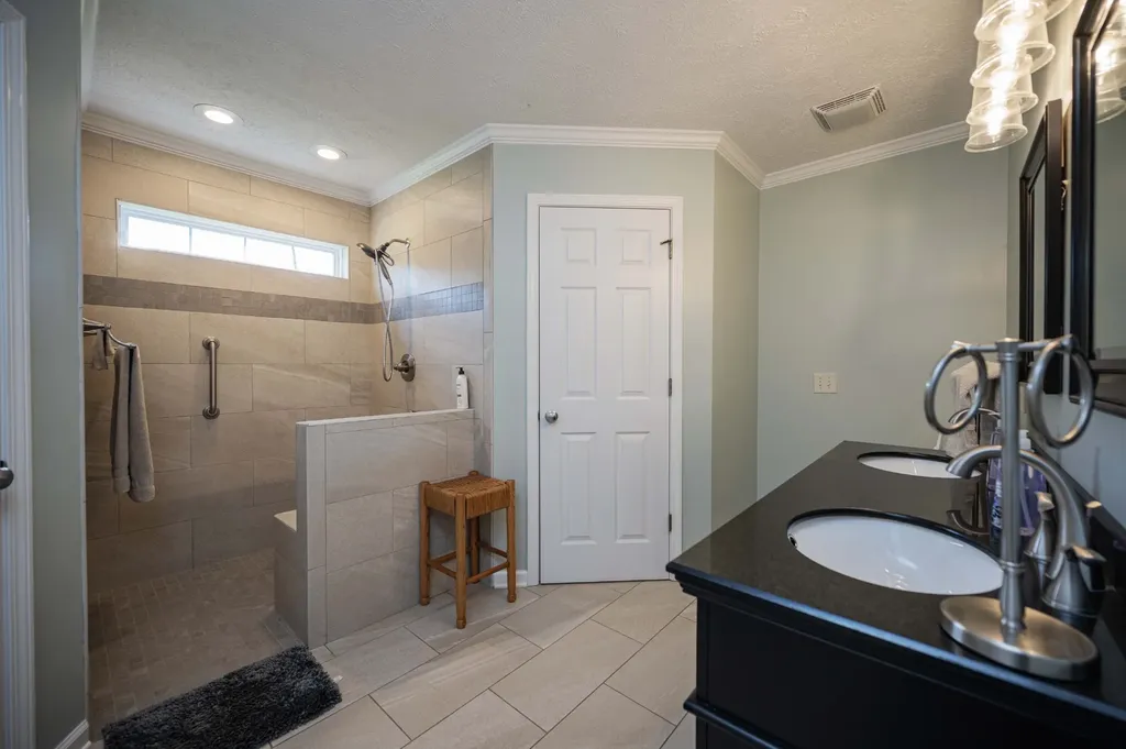 1205 Edgewood Court Murfreesboro TN 37130