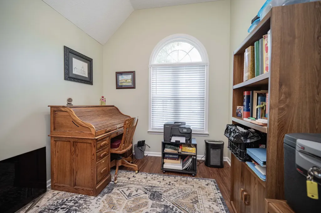1205 Edgewood Court Murfreesboro TN 37130