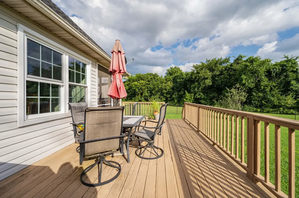 1205 Edgewood Court Murfreesboro TN 37130