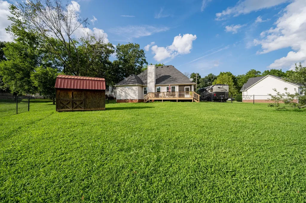 1205 Edgewood Court Murfreesboro TN 37130