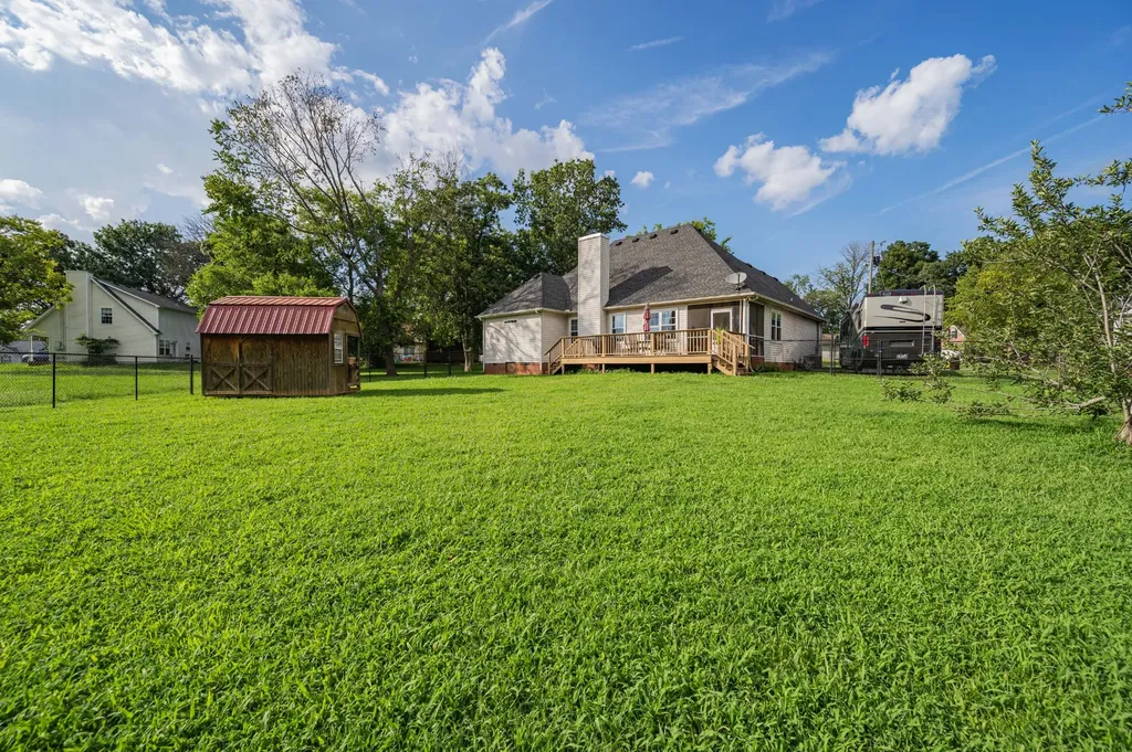 1205 Edgewood Court Murfreesboro TN 37130