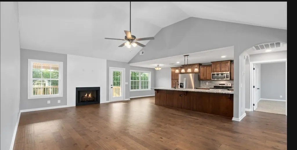 1595 Variance Drive Clarksville TN 37042