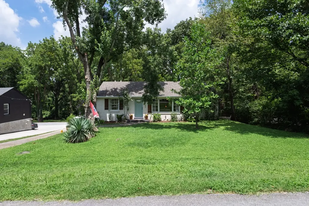 163 Dellway Drive Nashville TN 37207