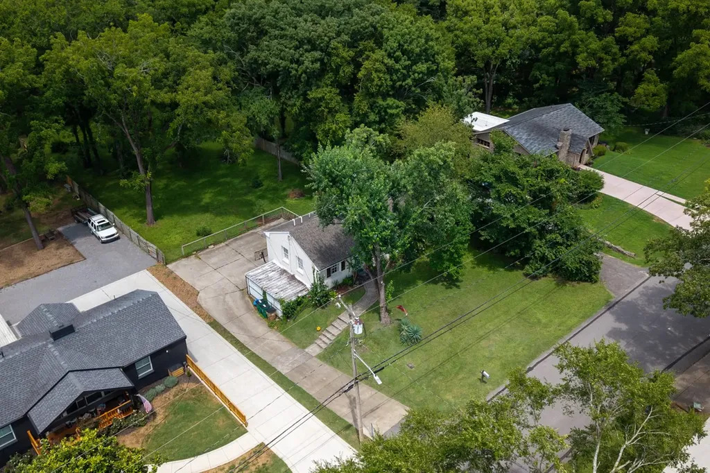 163 Dellway Drive Nashville TN 37207