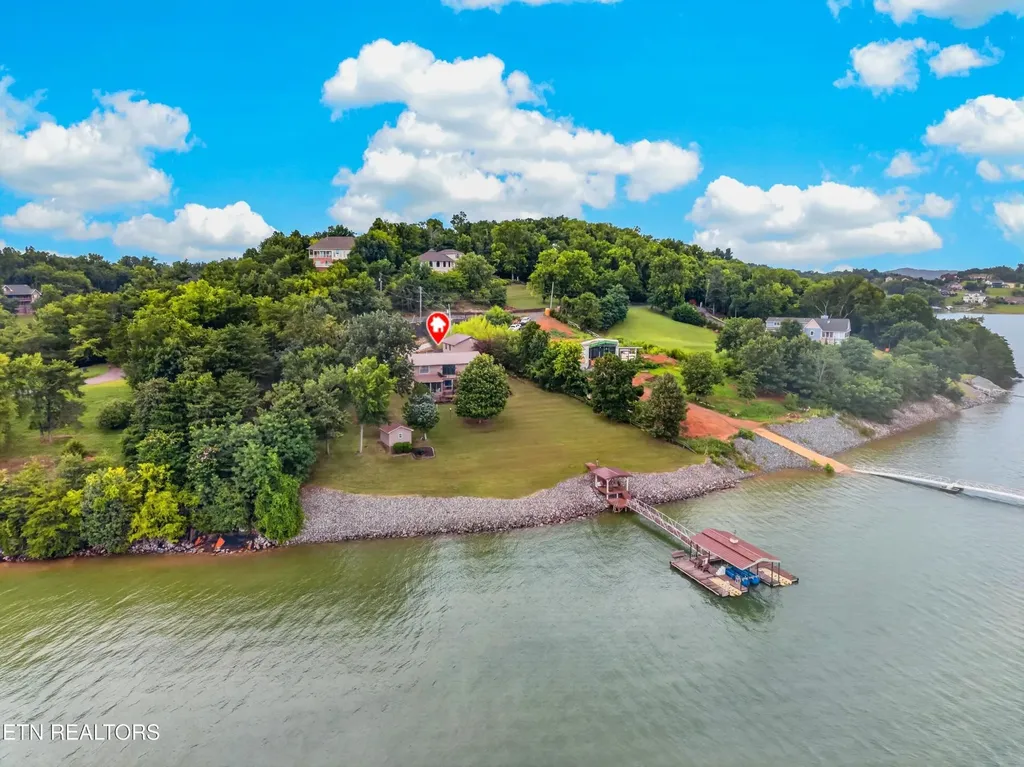 468 Trotline Road Dandridge TN 37725