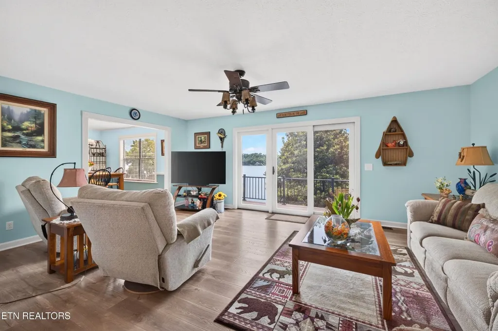 468 Trotline Road Dandridge TN 37725