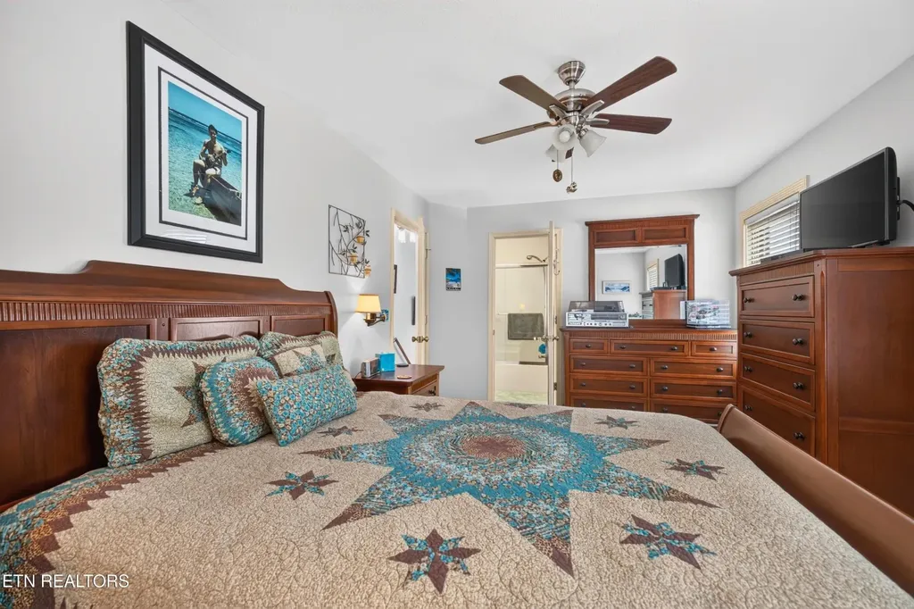 468 Trotline Road Dandridge TN 37725