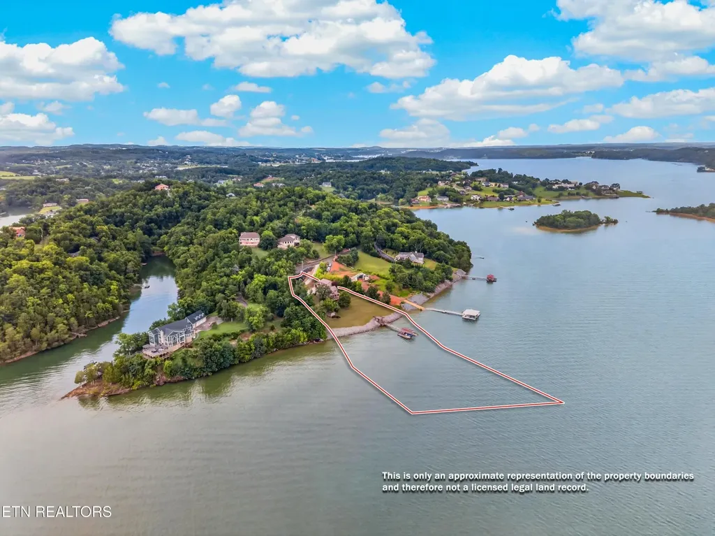 468 Trotline Road Dandridge TN 37725