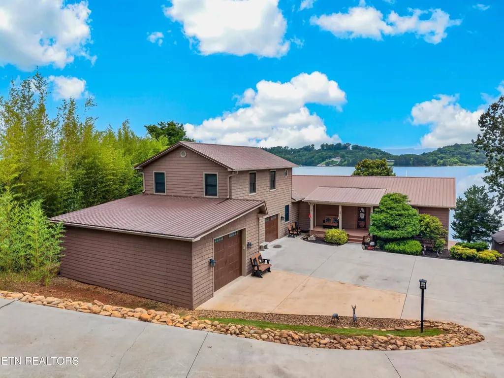 468 Trotline Road Dandridge TN 37725