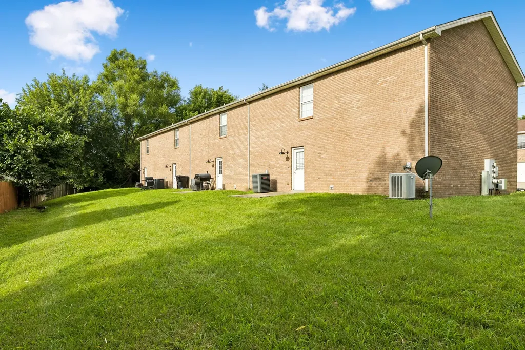 604 Cory Drive Clarksville TN 37040