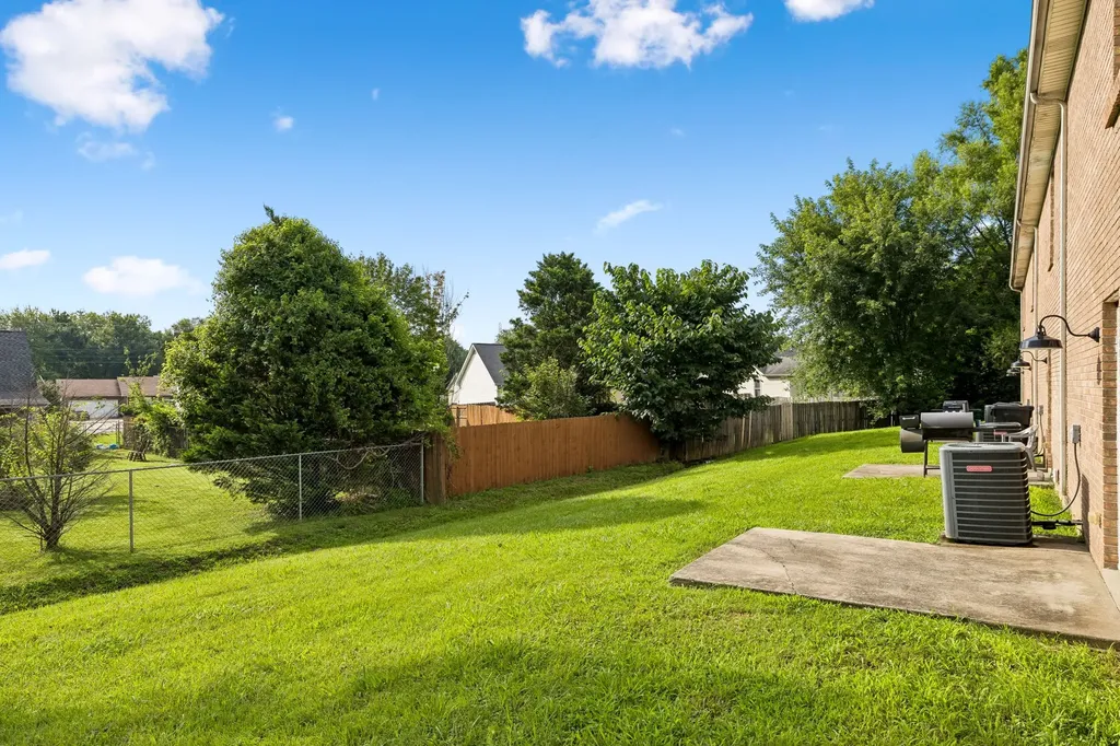 604 Cory Drive Clarksville TN 37040