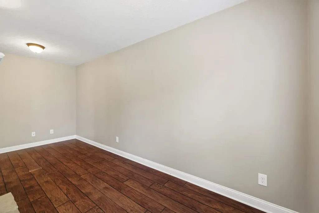 1928 Bell Chase Way Clarksville TN 37040