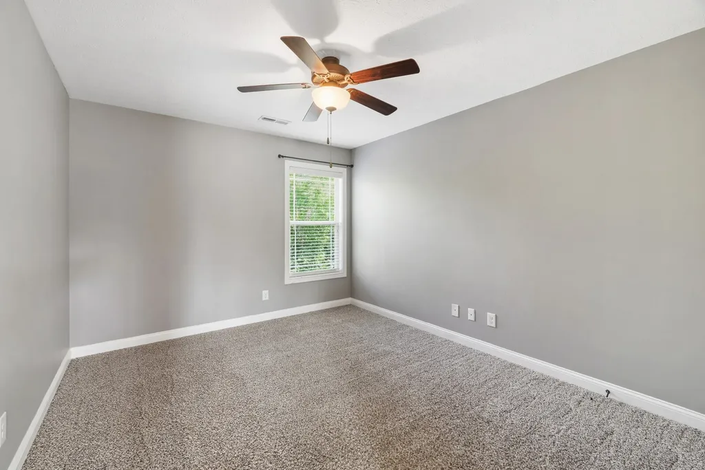 1928 Bell Chase Way Clarksville TN 37040