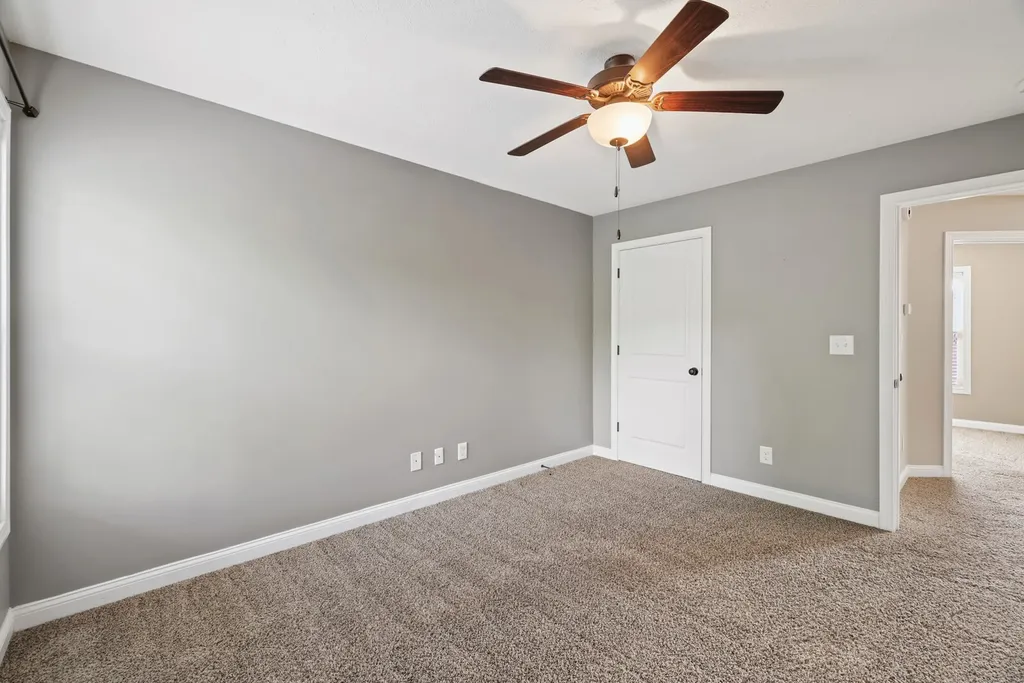 1928 Bell Chase Way Clarksville TN 37040