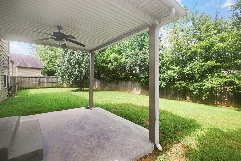 1928 Bell Chase Way Clarksville TN 37040