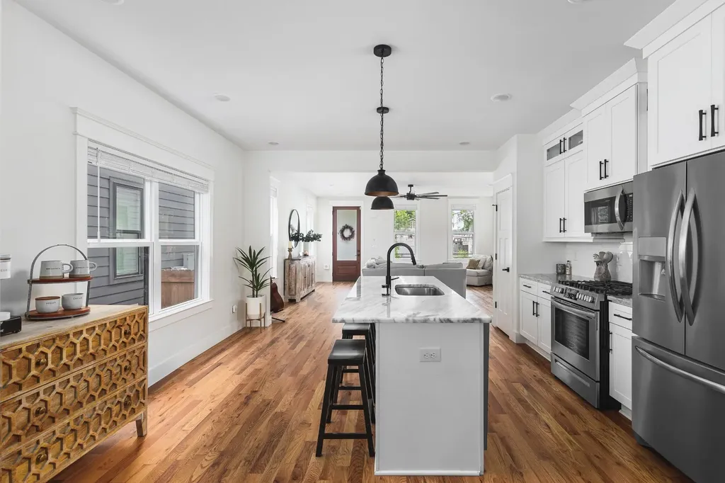 906A Lischey Avenue Nashville TN 37207