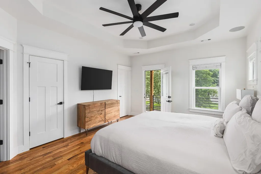 906A Lischey Avenue Nashville TN 37207