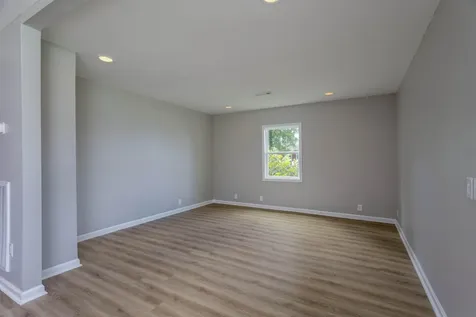 1606 Redwood Drive Chattanooga TN 37421