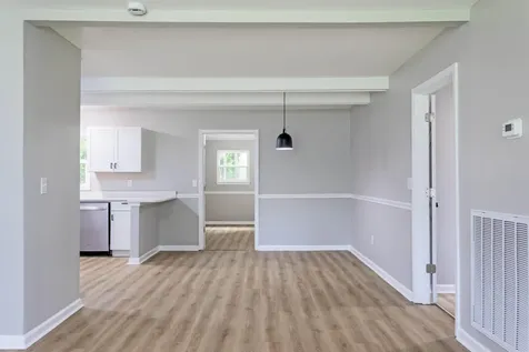 1606 Redwood Drive Chattanooga TN 37421