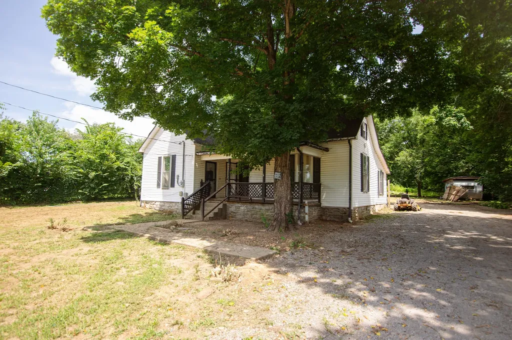 605 Moody Street Shelbyville TN 37160
