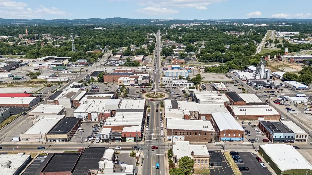 104 W Main Street Lebanon TN 37087
