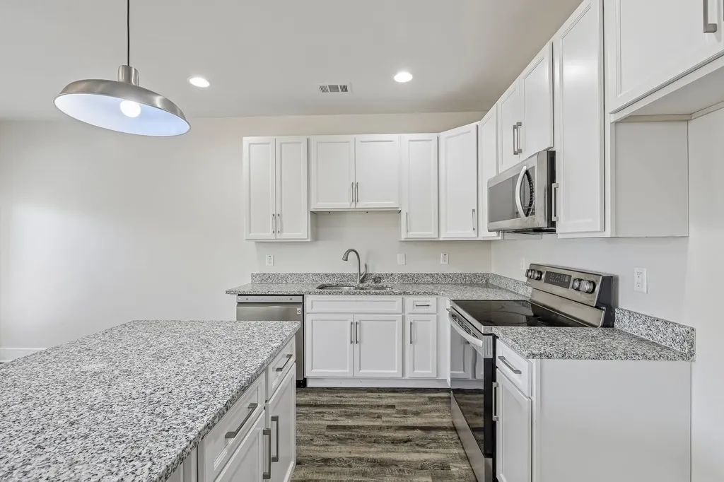 120 Hartsville Court Lebanon TN 37087