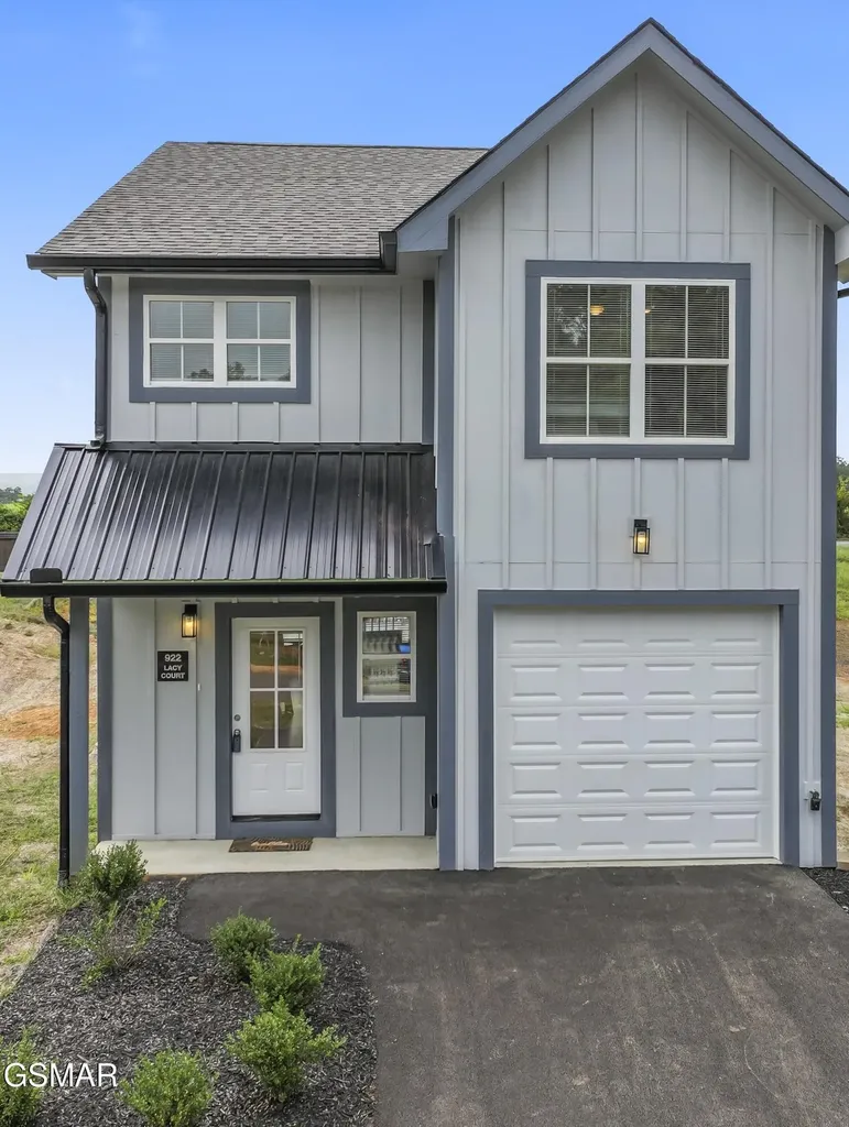 971 Lact Court Sevierville TN 37862